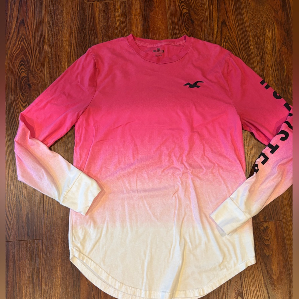 Hollister Men’s Long Sleeve Tee Shirt. Size M.